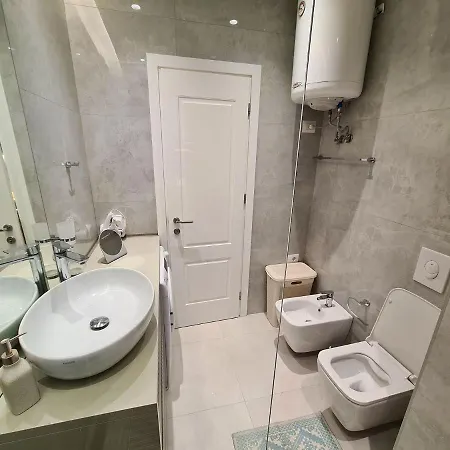 Comfort Center דירה טיראנה