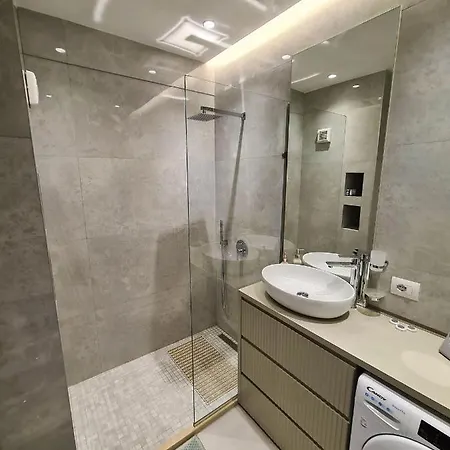 Comfort Center דירה טיראנה
